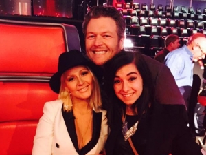 christina-grimmie-mit-christina-aguilera-und-blake-shelton-bei-the-voice