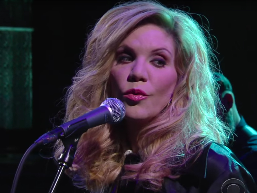 Watch Alison Krauss Cover Willie Nelson S I Never Cared For You On Stephen Colbert Kplx Fm